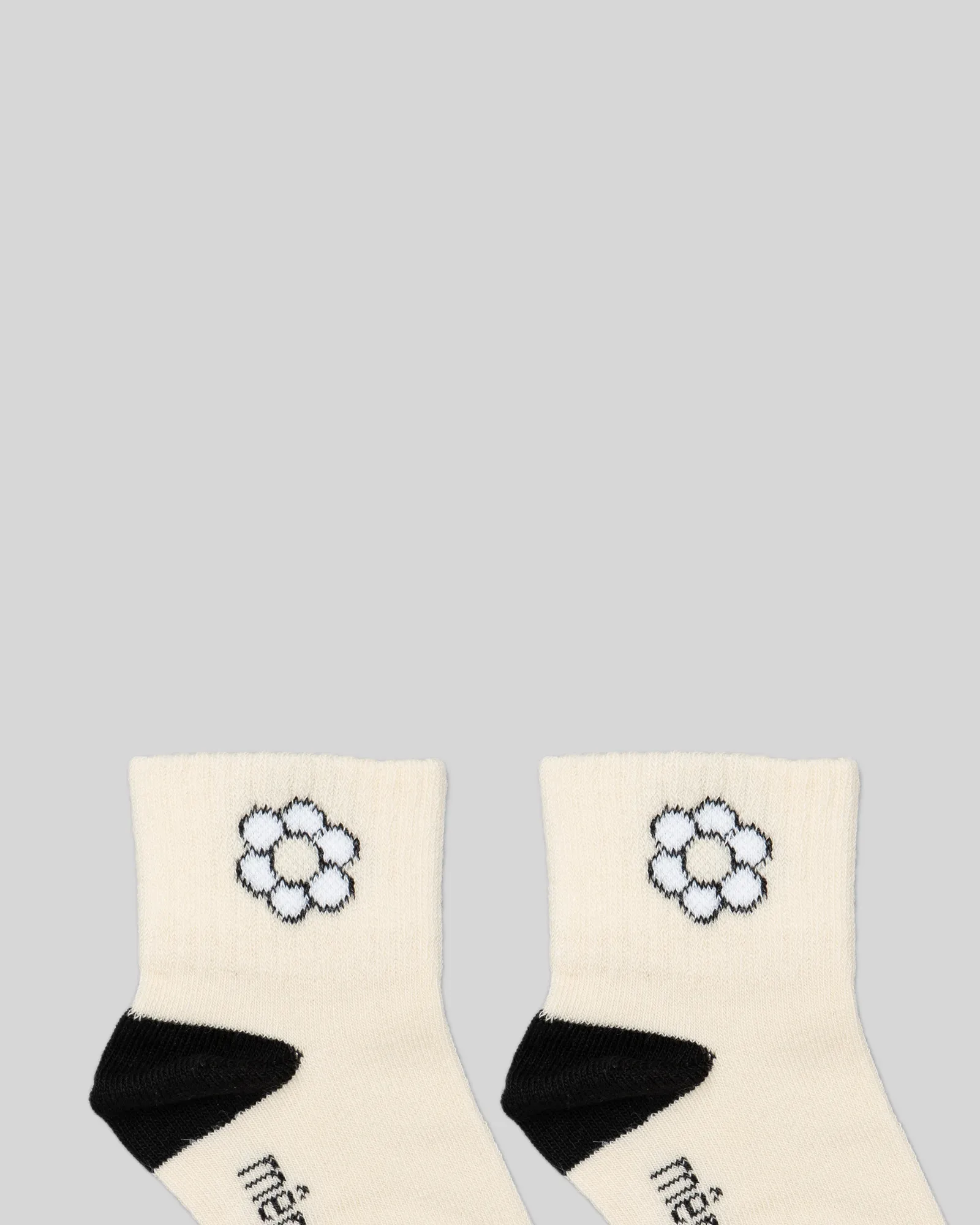 0-6M - Baby Socks with Daisy Logo
