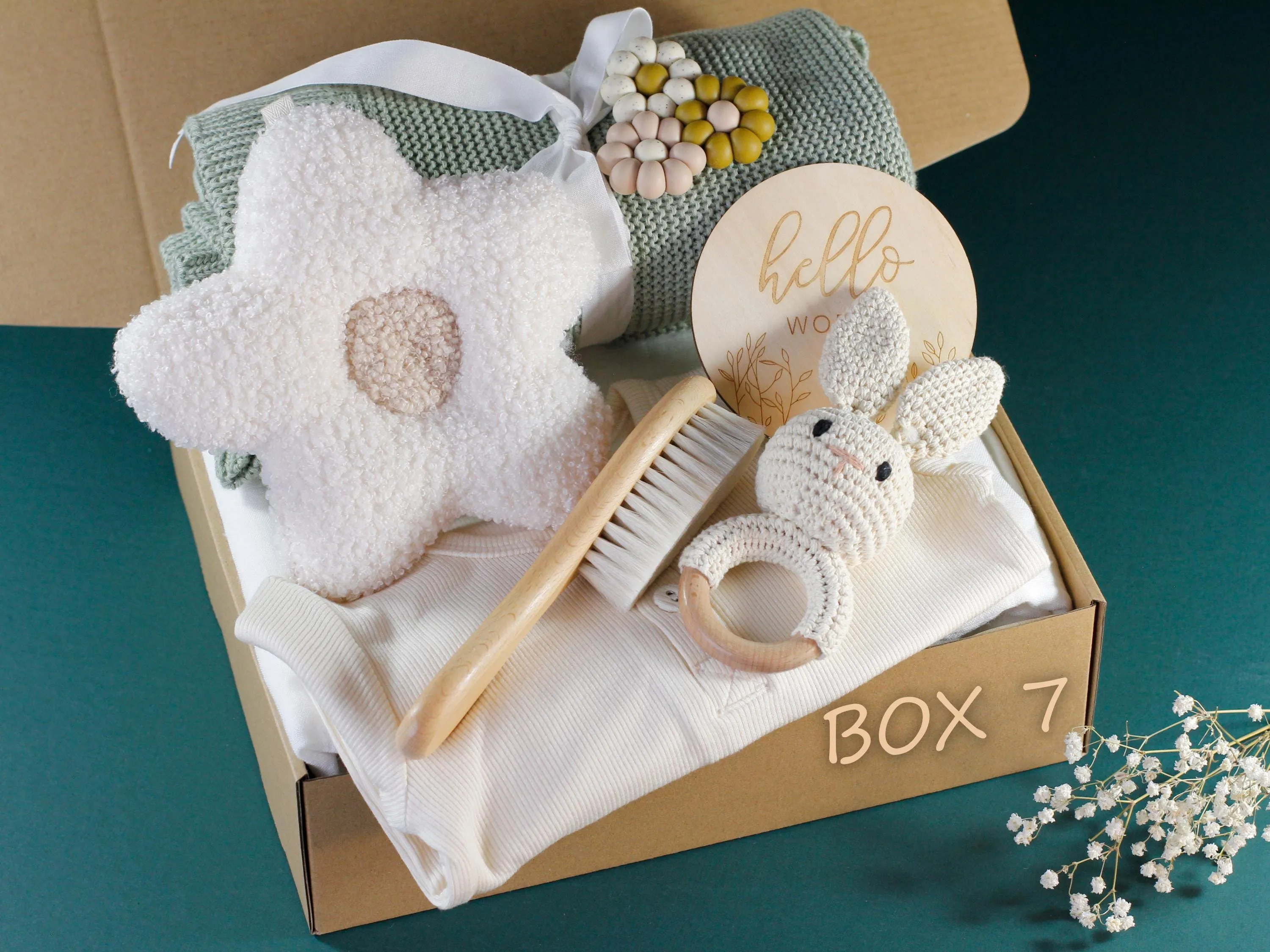 Baby Boy Gift, New Baby Boy Gift Box, Baby Shower Gift Basket, Gender Neutral, Newborn Boy Girl Gift, Expecting Mom New Parents Gift Hamper