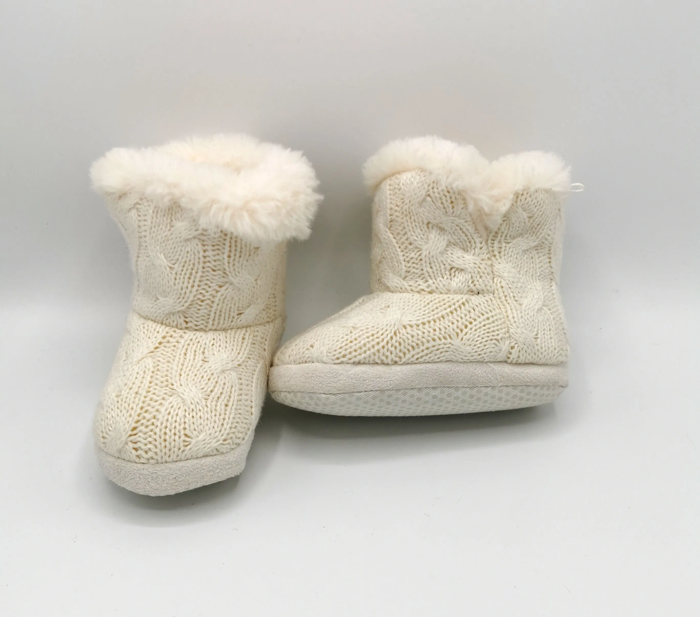 BABY GIRL SIZE (1/2 YEARS) Soft Cable Knit Indoor Slipper Booties EUC B2