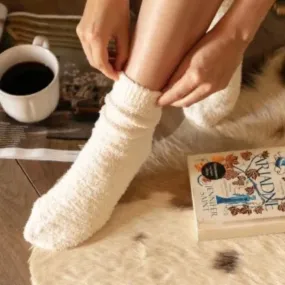 Cyberjammies Ivory Fluffy socks