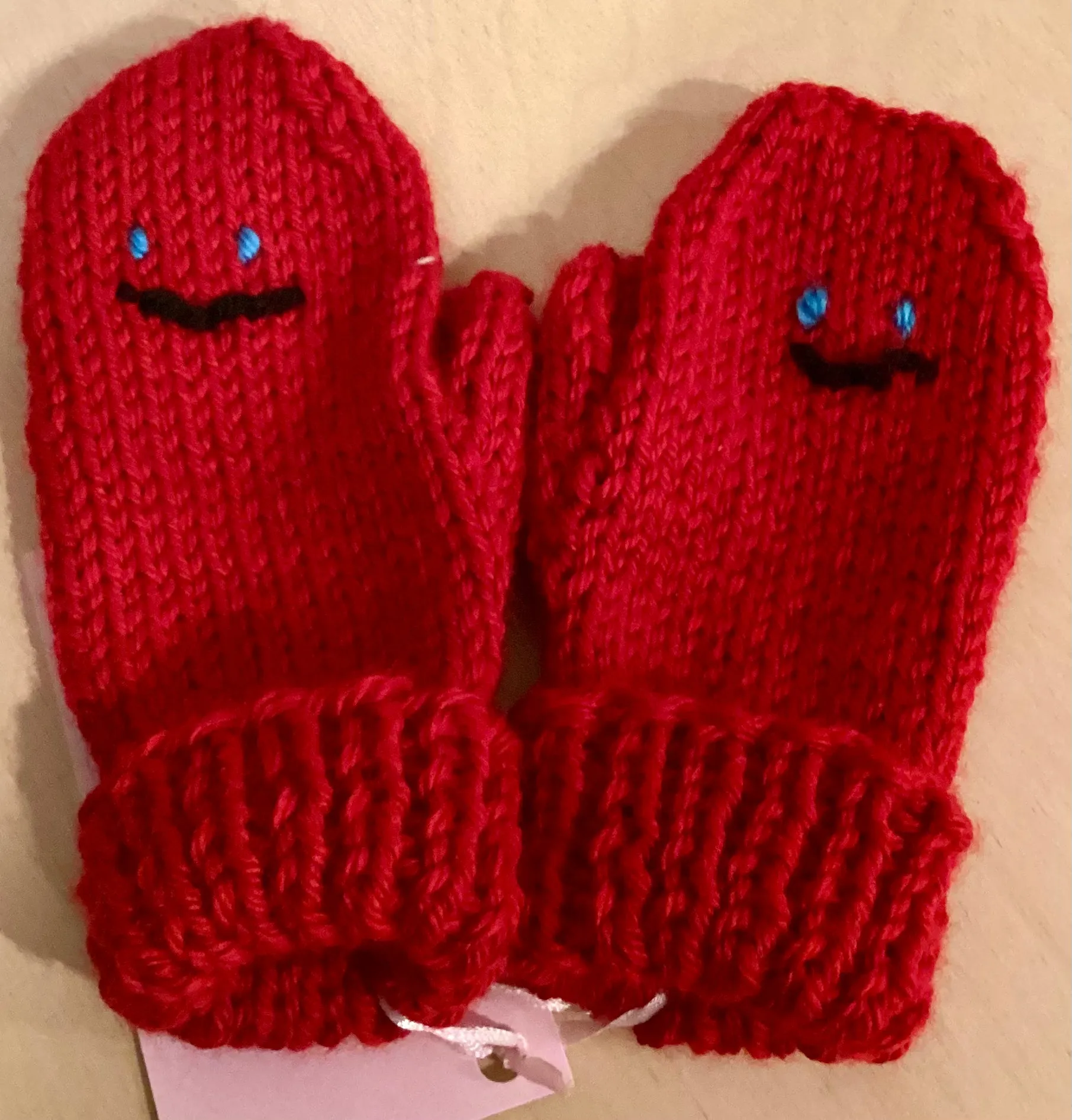 LG1-05A Hand Knitted Mittens w Thumbs