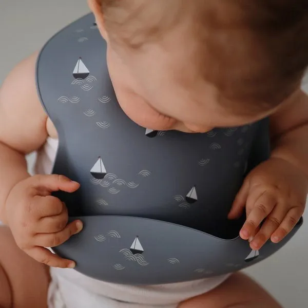 Mushie Silicone Baby Bib- Boats