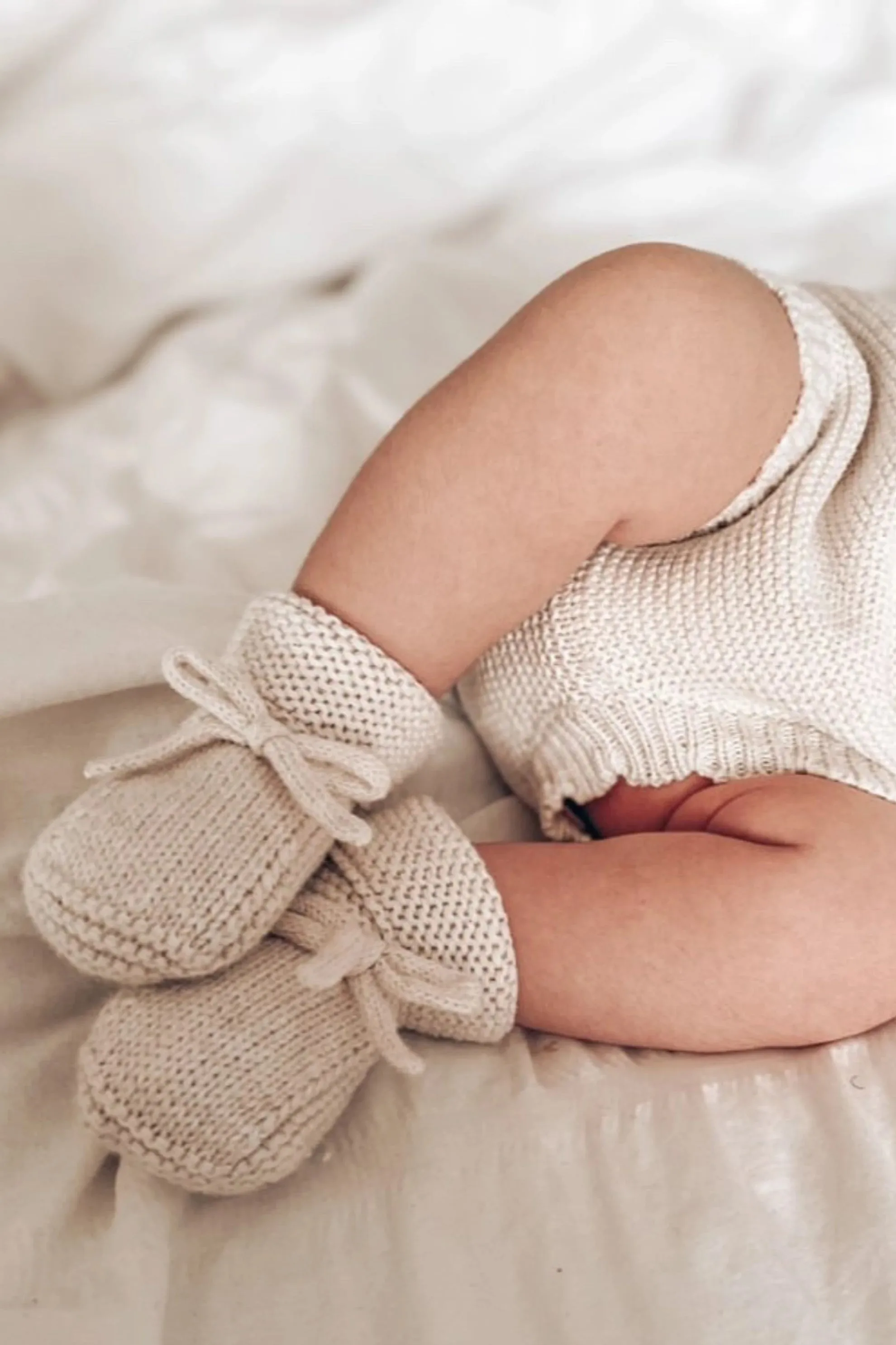 Organic Cotton Newborn Booties - Oat